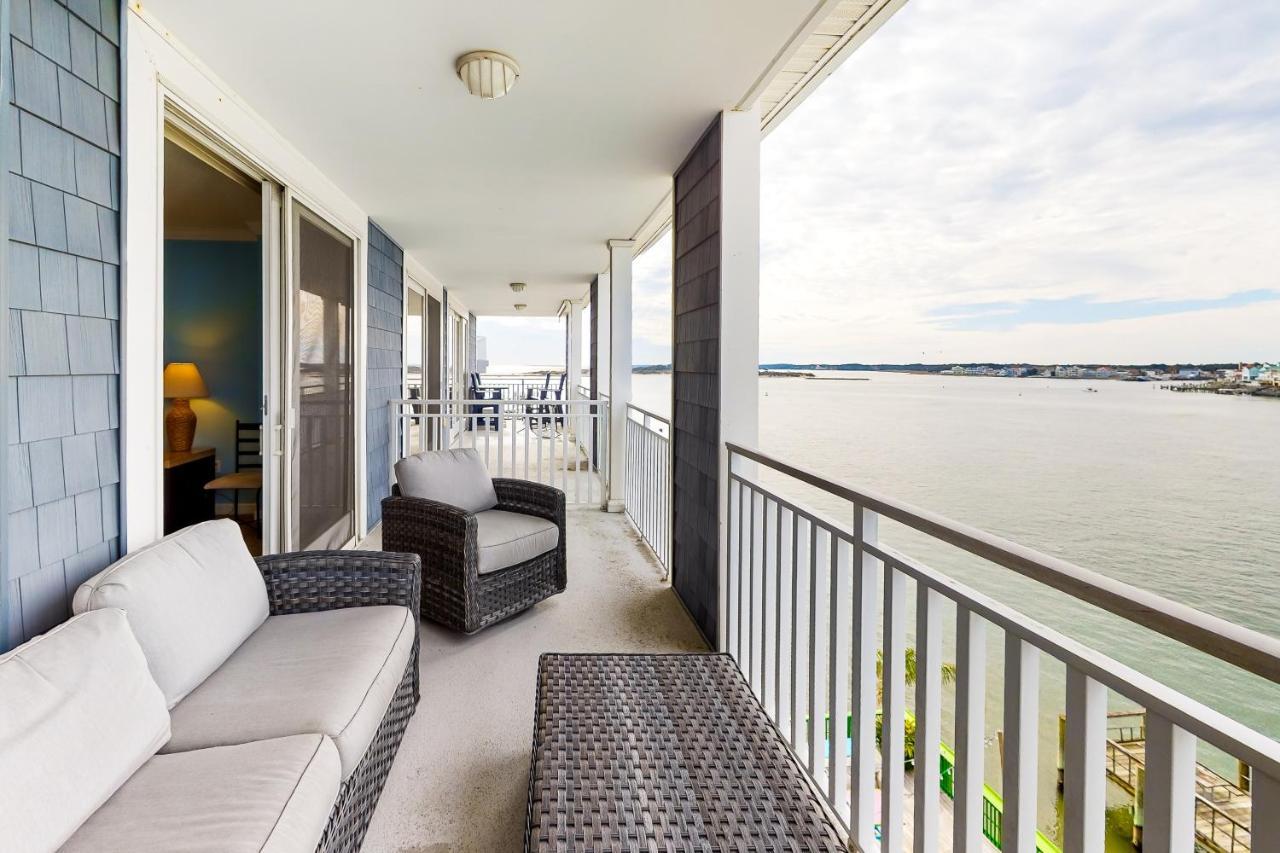 Emerson Towers Ocean City Room photo